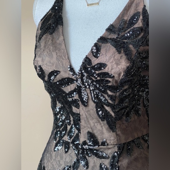 DRESS THE POPULATION | Black Sequin & Mesh Overlay Maxi Formal Gown Sz S - Picture 6 of 12